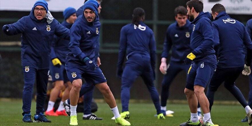 Fenerbahçe'ye Tolgay Arslan'dan İyi Haber