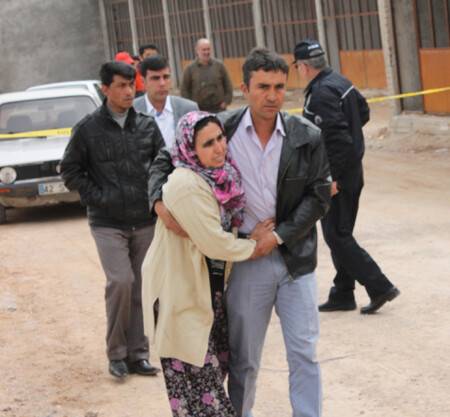 Kocasının yanmış cesedini buldu