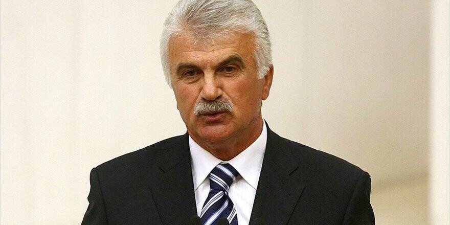 Eski Devlet Bakanlarından Fikret Ünlü Vefat Etti