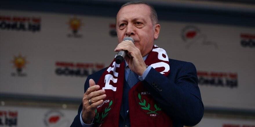 'Her Seçimi Ellerine Yüzlerine Bulaştırıyorlar'