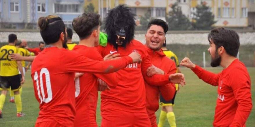 Akşehirspor’un gözü zirvede