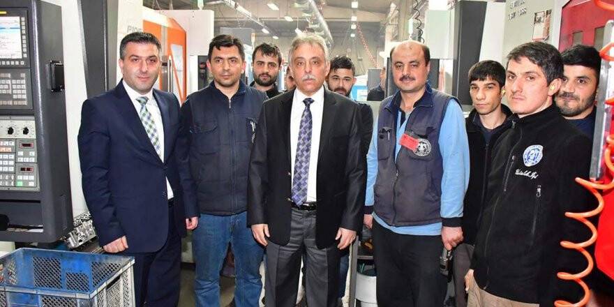 Vali Toprak Silah Fabrikalarını Gezdi