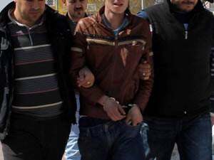 İş Yerlerindeki Yardım Kutularını Çalıyordu