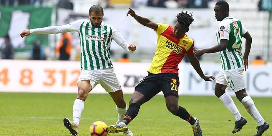 Volkan’dan beğeni toplayan performans