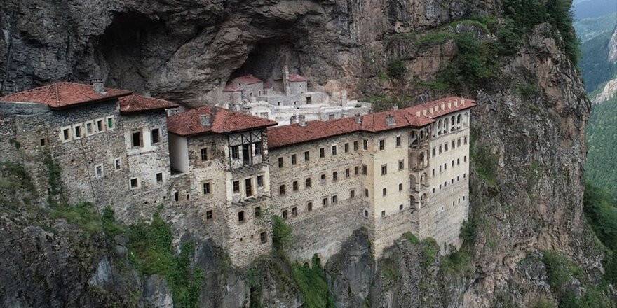 Sümela Manastırı'nın İlk Bölümü Ziyarete Açılıyor