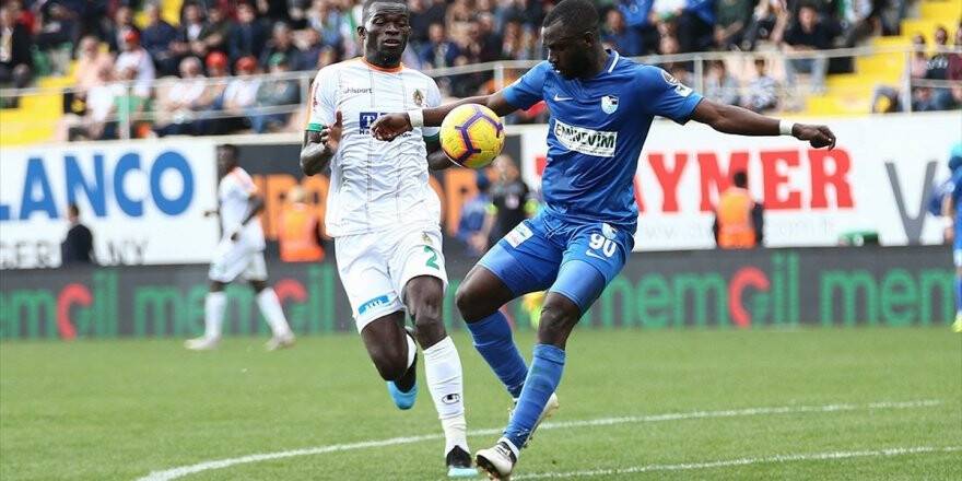 Aytemiz Alanyaspor Evinde Galip