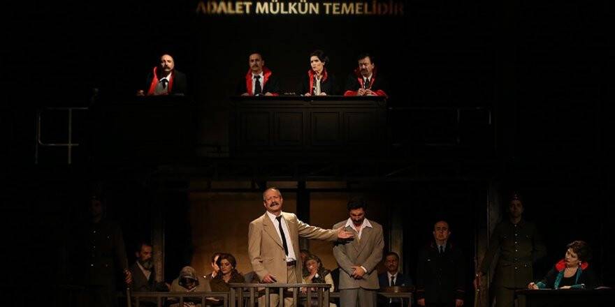 Dt'den 27 Mart'ta 12 Bin Kişiye Ücretsiz Tiyatro