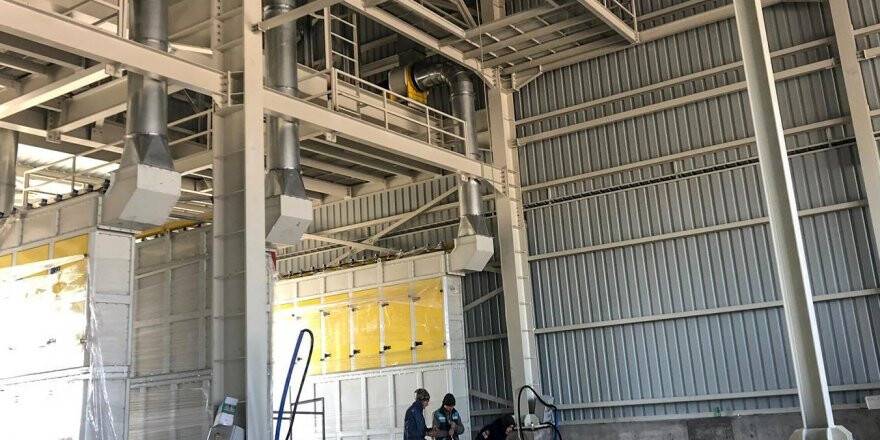 Silodan düşen işçi hayatını kaybetti