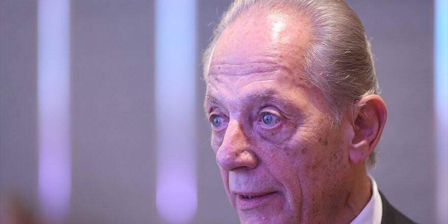 Eski Galatasaray Kulübü Başkanı Süren: Mustafa Başkanın Havayı Sezmesi Gerekiyordu