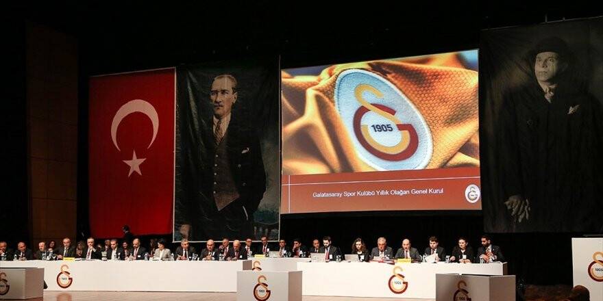 'Galatasaray'da Yönetim Bir Ay İçinde Seçim Kararı Almak Zorunda'