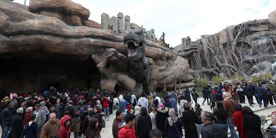 Erdoğan'dan 'Wonderland Eurasia 23 Nisan'a Kadar Ücretsiz Olsun' Talimatı