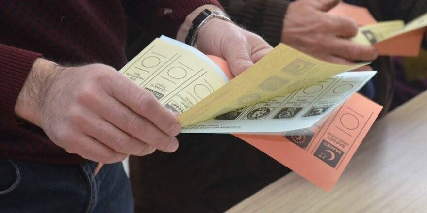 Ak Parti Ankara'da Seçimlere İtiraz Edecek