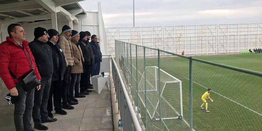 Hilmi Kulluk'tan yeni yönetime yeni isimler