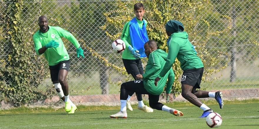 Konyaspor'da kadro değişiyor