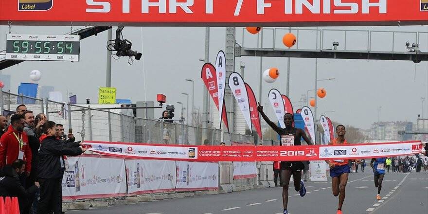 Vodafone 14. İstanbul Yarı Maratonunun Galibi Kenyalı Atletler