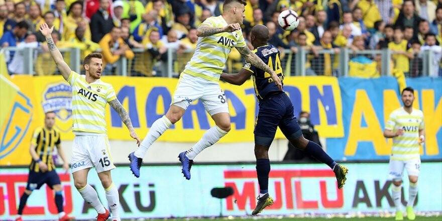 Fenerbahçe Ankara'dan 1 Puanla Ayrıldı