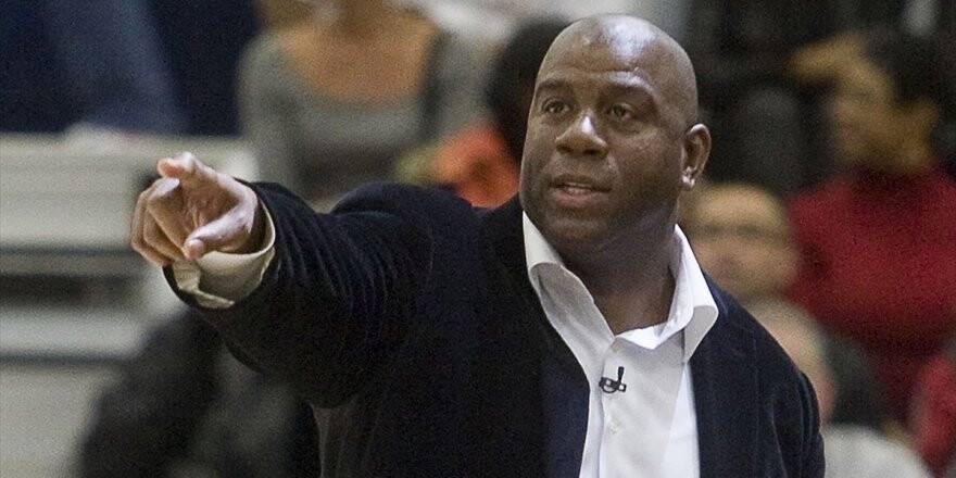 Lakers'ın Başkanı Magic Johnson İstifa Etti