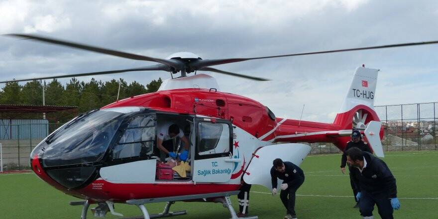 Hava Ambulansı, Ayağını Çapa Motoruna Kaptıran Kişi İçin Havalandı