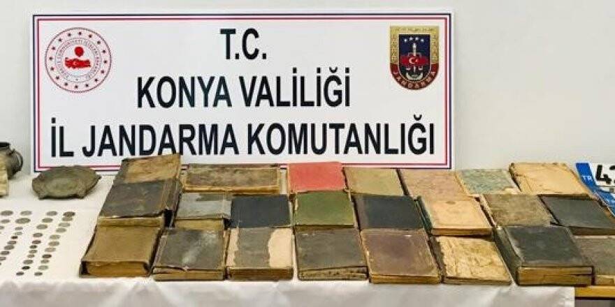  Jandarma operasyonuyla 142 parça tarihi eser ele geçirildi 