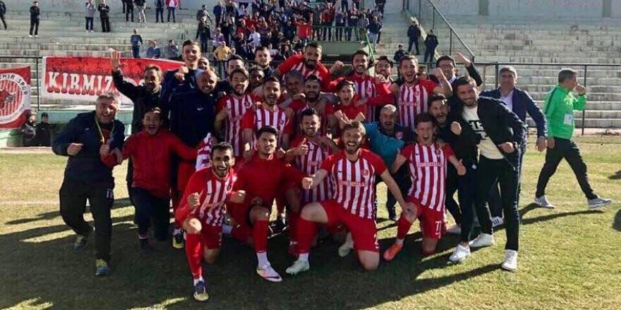 Akşehirspor son haftaya bıraktı