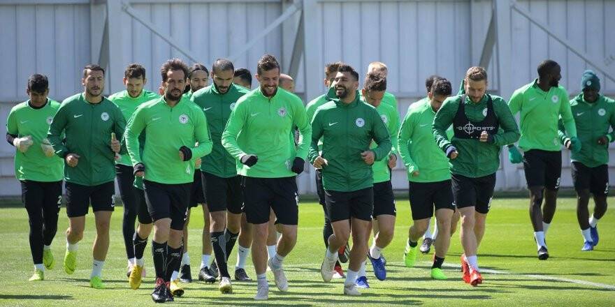 A. Konyaspor, MKE Ankaragücü maçı hazırlıklarını sürdürüyor