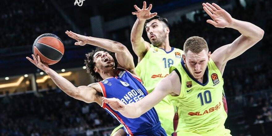 Anadolu Efes Saha Avantajını Kaybetti