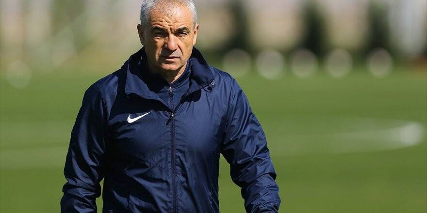Teknik Direktör Rıza Çalımbay: Burak'ın Gelmesi Beşiktaş İçin Çok Büyük Bir Kazanç Oldu