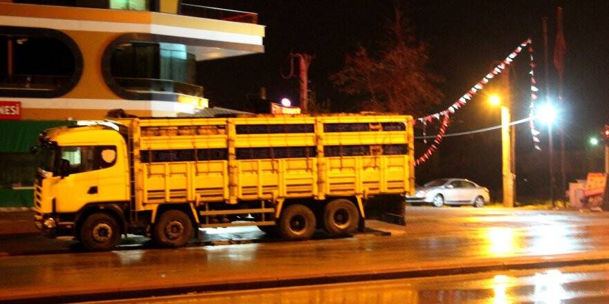 Konya'da Tırın Çarptığı Otomobildeki Çocuk Öldü
