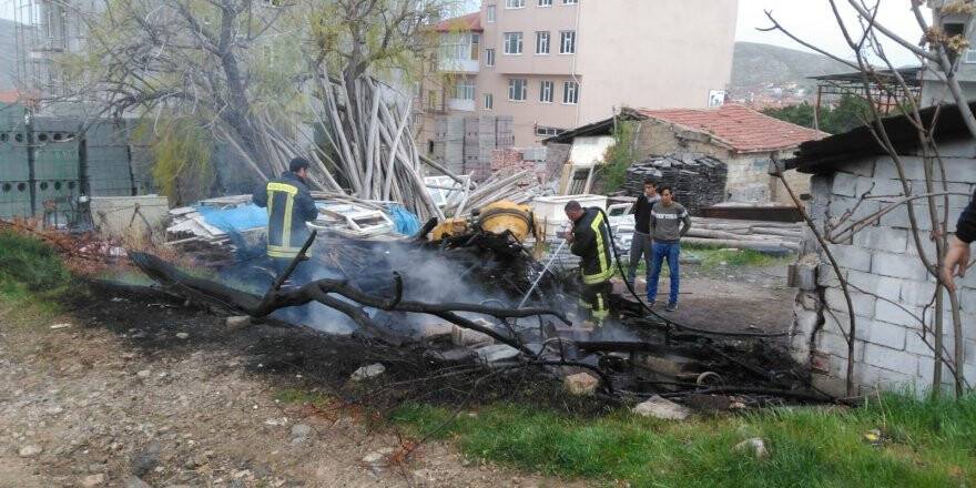  Yunak’ta işyerinde yangın 