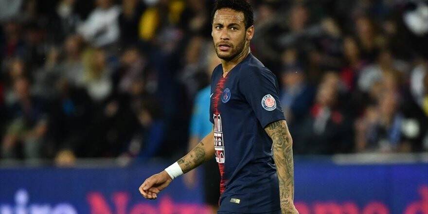 Neymar'a 3 Maç 'Var' Cezası