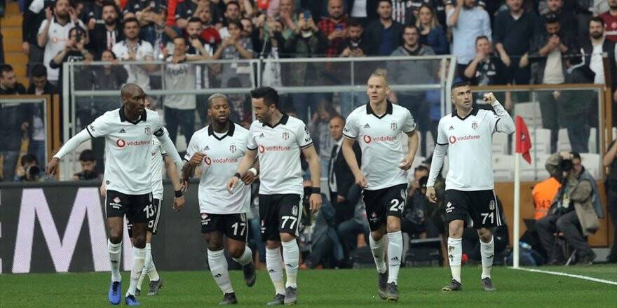Beşiktaş Galibiyet Serisiyle Zirveye Bir Adım Daha Yaklaştı