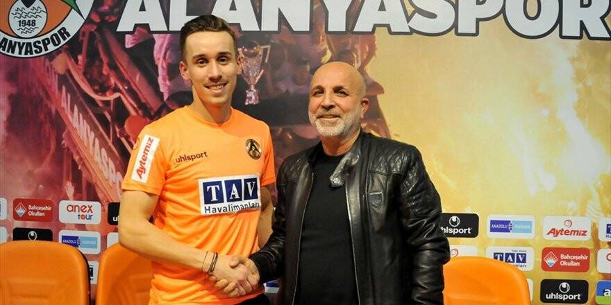 Kazada Hayatını Kaybeden Alanyasporlu Josef Sural'ın Kariyeri