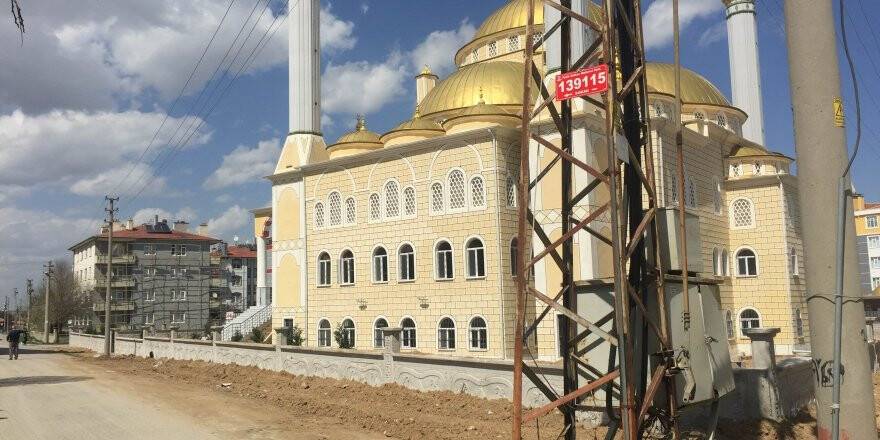 Caminin trafoya bağlanan yüksek gerilim kablosu çalındı 