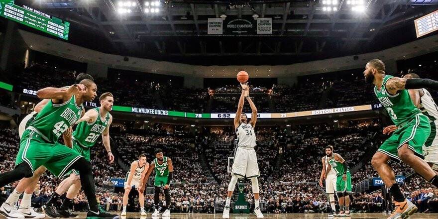 Bucks Seriyi Eşitledi