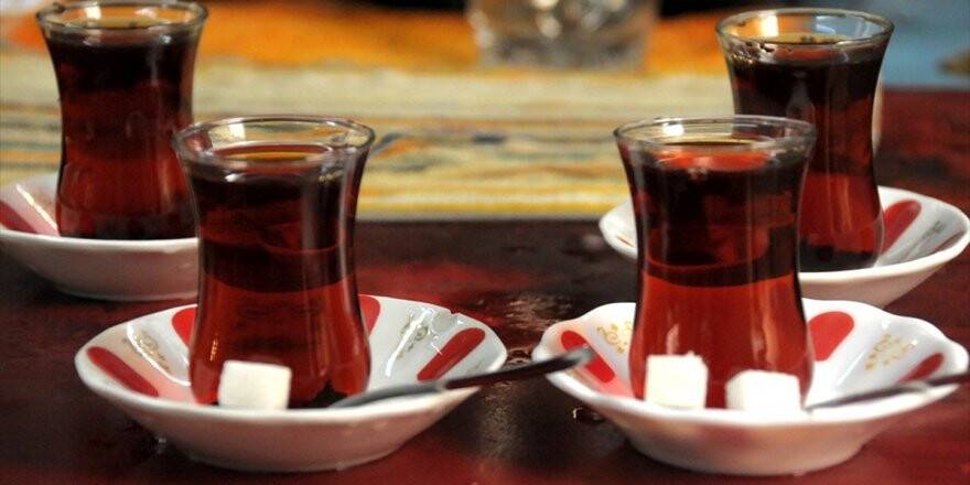'Çayı İftarda Çok, Sahurda Az İçin'