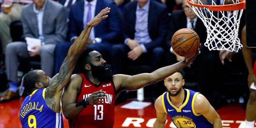 Rockets Serideki İlk Galibiyetini Aldı