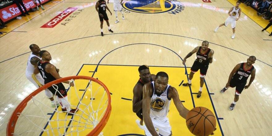 Warriors Seride Avantajı Yakaladı