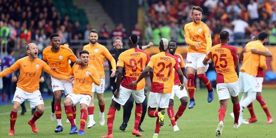 Galatasaray'da Çifte Kupa Hesapları