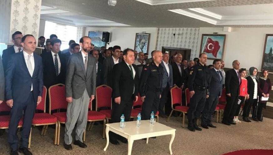 Beyşehir’de mahalle muhtarlarına hizmet içi eğitim semineri