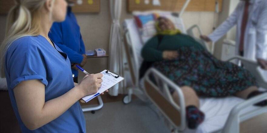 'Türkiye'de Erişkin Nüfusun Yüzde 30'u Obez'