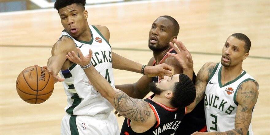Bucks Doğu Finalinde 2-0 Öne Geçti