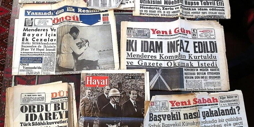 Darbenin, Gazete Kupürlerindeki Ayak Sesleri