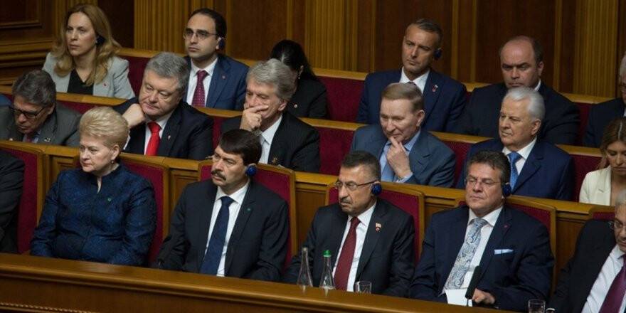 Cumhurbaşkanı Yardımcısı Oktay, Zelenskiy'in Göreve Başlama Törenine Katıldı