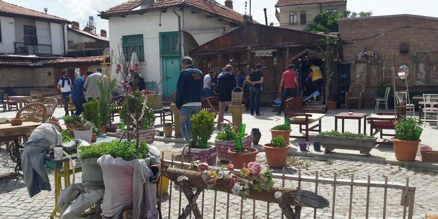 Konya'da Kafeye Av Tüfeğiyle Ateş Açıldı: 2 Yaralı