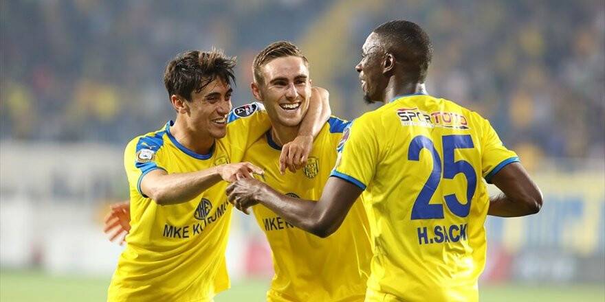 Ankaragücü 3 Puana 3 Golle Uzandı