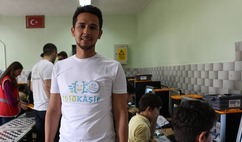 Konyalı öğrencilere robotik ve kodlama eğitimi