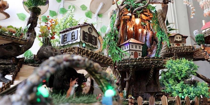 Ağaç Kökleri Maket Evlerde Hayat Buluyor