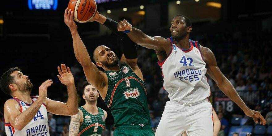 Anadolu Efes Banvit Deplasmanında