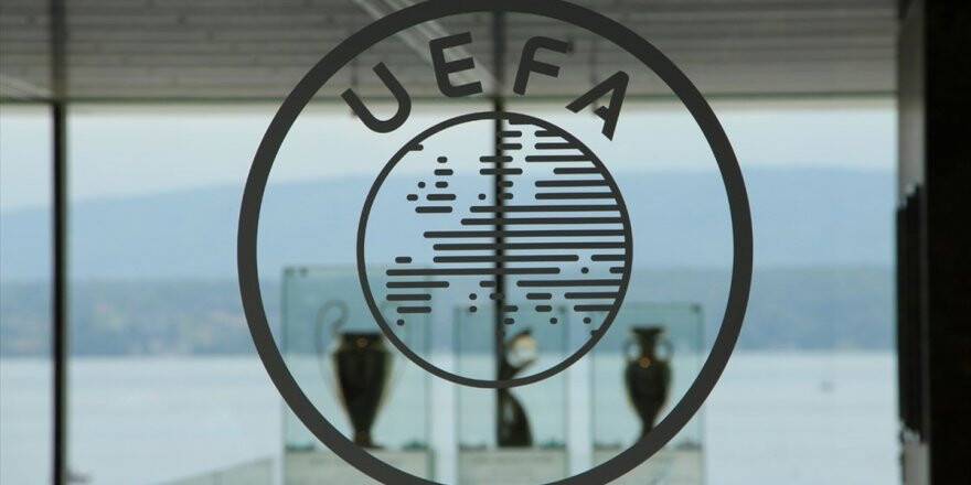 Uefa'dan Fenerbahçe Ve Galatasaray Kararı