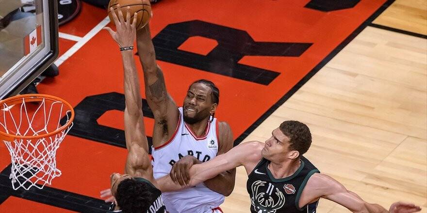 Warriors'ın Finaldeki Rakibi Raptors